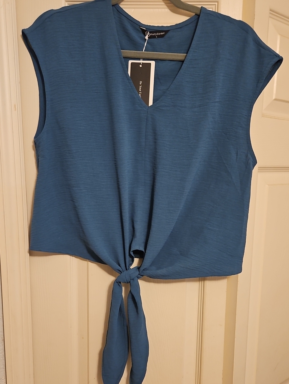 Teal Blue V-Neck Tie-Front Crop Top